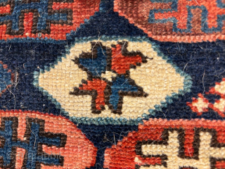 Kuba rug.
Size 100 x 150 cm.
I live in Florence, Italy.
EBay.it "woso16".
For more pics or informations ask gmpdor@protonmail.com or Whatsapp +393892864446             