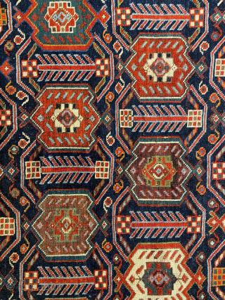 Afshar rug.
Size 158 x 266 cm.
For more photos and information ask. I live in Florence, Italy.                 