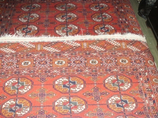     Fine  antique  Tekke Turkmen  132 X 181 cm.
    Velvet lusterous wool,very slight wear in center
    one very small foldwear  ...