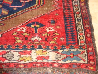    Antique  Bidjar  Wagireh / sampler rug  19  Jh. century  108 X 117 cm.

   wool  foundation  ,  superb  natural  ...