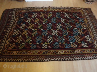 Antique  and  rare  fine persien Waramin Kelim  155 X 238 cm.

Beautiful natural colours , very rare pattern , a part few old repairs

in the borders , good   ...