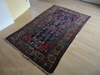   Antique Shahar Mahal  Bachtiari  rug  round  1900  132 X 207 cm.

  All  natural  colors , Oxydate  camel wool  border ,  ...