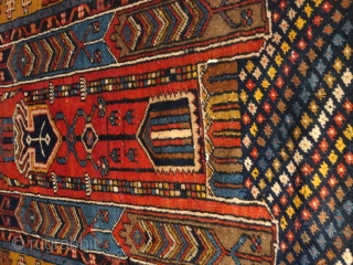 
Antique  Anatolien  Yahjaly  prayer rug  93 X 157 cm.

beautiful natural colours , very  dekorative pattern , good and full pile ,

one of the nicest of it provenans  ...