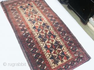   Antique  superb collectors  Belutch  Balisht 50 X 108 cm.
  original fein Sumakh  end , Kelim back , wunderfull  natural colours
  with  a  ...