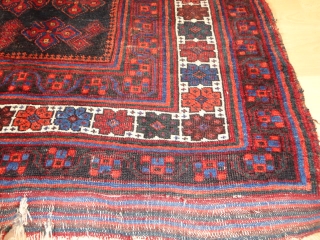 
   Fine  antique   Afshar   19 th.  century   117 X 140  cm.

   very  nice  naturel   colours  ...