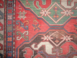   Antique  Cloudband  Kazak  ( Khondoreck ) mid  19 th. century  127 X 194  cm.

  Superb natural  colours archaic  pattern , oxydate  ...