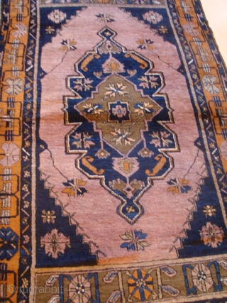 Yahyalı - Size(182x107)

In good condition - 

http://rugrabbit.com/profile/8031                          