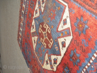 Shavak - Old/ Antique Anatolian Kurdish Carpet Fragment - Size: 150 cm x 108 cm - dirty, would benefit from a wash           