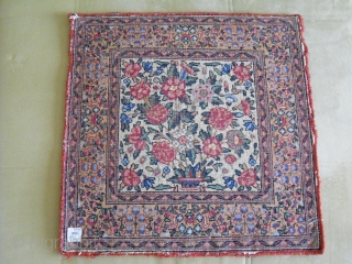 KIRMAN + KERMAN Poshti - around 1920 - clean and good condition - Size: 52x52cm
Free shipment within European Union and US            