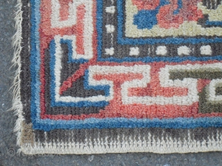 Antique chinese square - Ningxia?, size: 83 x 87 cm/ soft wool, with old restorations, would benefit from a bath             