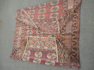 Antique Bukhara (around 1900) - Tekke Carpet - good pile - sides need to be restored partly - blanket like handle - velvety feeling - with abrash/ 
size: approx. 221 x 152  ...