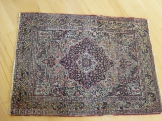 Kirman Antique * late 19th century * Fragment/worn * cleanly * posthi * small size
Shipment costs included to US as well            