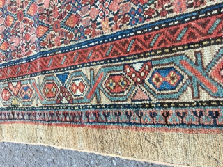 Antique worn Hamadan Camel hair runner - around 1900 - 500cm x 87cm/ many moth damages/ Needs a wash.              