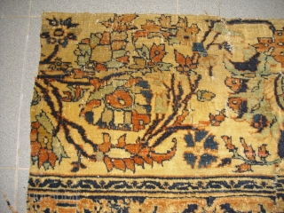 Early Antique Persian Carpet Fragment - great colors, wool like velvet, bad worn condition but rare, Size: approx 64 x 53 cm           