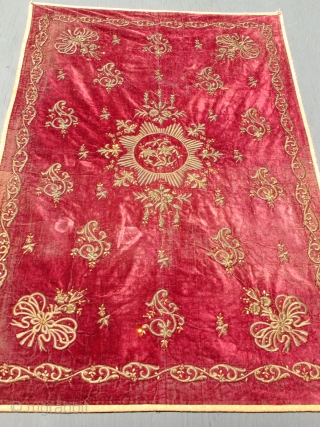 Ottoman metallic embroidery on velvet                            