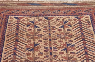 Antique Balouch rug, 2'8" x 4'3" (82 x 130 cm).                       