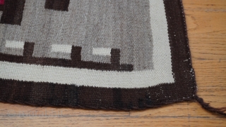 Antique Native American Navajo Wool Rug, size is 3'9" x 5'6" ft. excellent condition, beautiful Navajo rug.                
