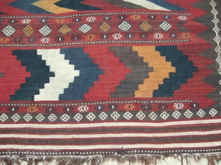 This pictured piece, a uzbek tadjik kilim, is an interesting example of early 20th century Central Asian kelim work. The colour palette is pleasing. Size is 285-190 cm, 9'6" x 6'4". In  ...