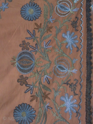 Ottoman fine silk and metallic embroidery armless dress. Great condition to be worn, Real shade of color is like on close up photos. Circa 1900 or earlier- size : 46" X 38"  ...