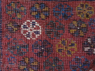 Qashkai pile bag face saturated colors with great pile. minor lower corner repairs with its own back side yarns. size : 14" X 14" --36 cm X 36 cm    