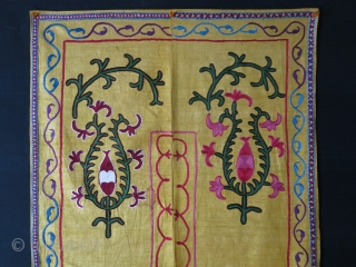 Uzbekistan Shasrisabz suzani border fragment. Circa 19 th cent. Size : 59" X 23" -- 150 cm X 59 cm             