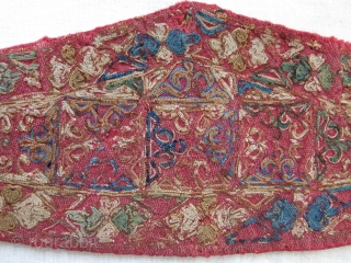 Turkmen Chodor forehead band, extreme fine silk embroidery on wool, mid-19th or earlier size - 10.5 " X 4 " -27 cm X 10 cm        