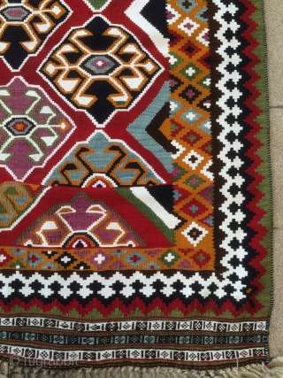 Qhasgai kilim size 305x170cm                             