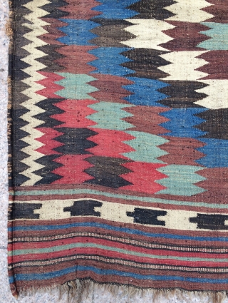 Qhasgai kilim size 250x130cm
                             