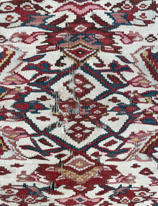 Nice seneh khurdish kilim size 180x130cm
                           