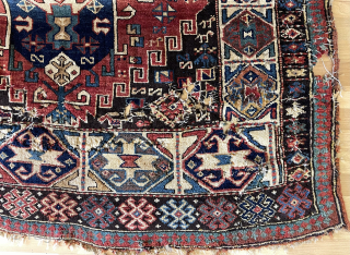 a different Caucasian carpet ( Armenia ? ) size 280x150cm                       