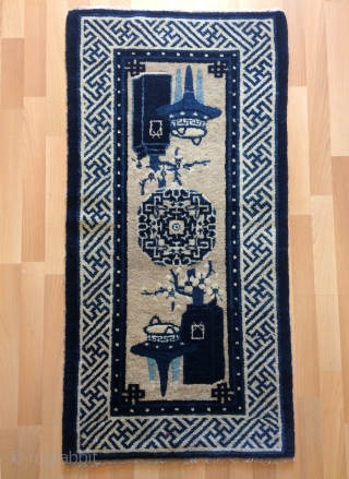 China carpet size 128x65cm                             