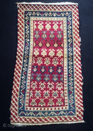 Northwest Persian carpet size 128x73xm                            