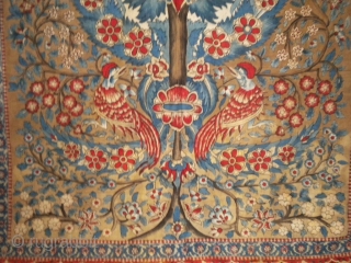 Persian Tree of life pencilled cotton hanging with birds
Circa 1850/1900
Large pencilled and printed hanging probably in Isfahan (Persia). Fully lined with a dyed indigo cotton voile , its "tree of life" design  ...