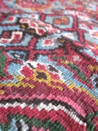 Interesting Kilim Senneh panel of the North western Iran, currently the capital of Kurdistan. Very fine tight weaves made ​​the reputation of these carpets, which the rich intricate designs inspired embroideries and  ...