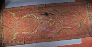 Exceptional antique Indian kani Kashmir Shawl 19 c. perfect condition .
Please check http://villa-rosemaine.com/en/bourse/pieces/kashmir-indian-kani-weave-shawl-around-1850                    