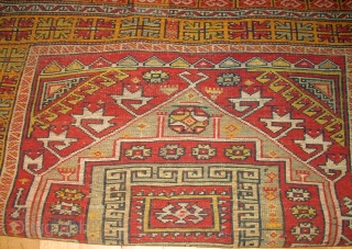 Very old anatolian Yatak - Konya. Size: 172 x 123 cm. Perfect condition.                    