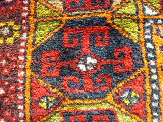 Old Yürück anatolian beauty! Size: 112 x 223 cm. Very good condition. Fine knotting. Good wool and nice colors.              