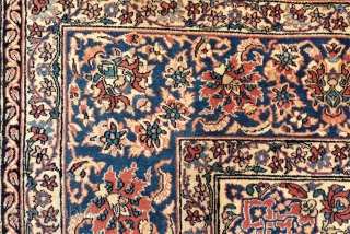 Rare and extreme fine knotted Sarough Prayer rug. Size: 145 x 225 cm. Not cleaned. Used  Shirazi.               