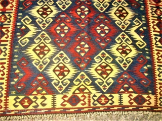 Very nice caucasian kilim. Size : 114 x 170 cm. Good condition.                     