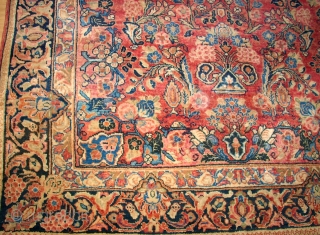 Very old persian Sarough Feraghan. Size: 203 x 132 cm. Very good condition. Full pile. Decorativ item.                