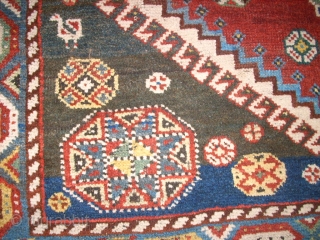 South persia nomad gashgai rug. Size: 138 x 229 cm. Used. Low pile.                    