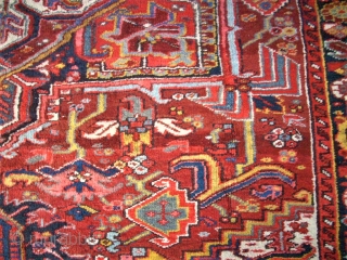 Old persian Heriz. Size: 243 x 353 cm. Good conditon.                       