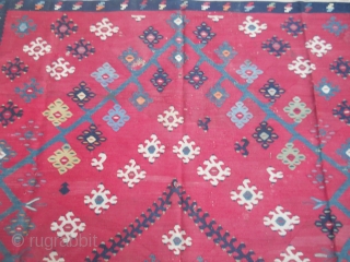 Antique Pirot Sarkoy kilim

240 x 190 cm                          