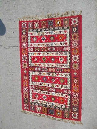  Beautiful, old Şarköy Pirot kilim, measuring approximately 200 x 150 cm, with a pattern Ksamir.
Ask about this 









              