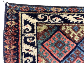 Out of the cedar chests. Jaf Kurd diamond bagface with an uncommon, possibly unique border. Great pile, great old colors. 19th c. 25” x 36”        