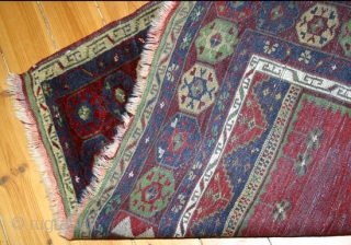 Central Anatolian Prayer Rug with a design that shows Ladik influences,but is certainly an anonymus village weaving. 165x114 cm.W/W. Around 1900.
Very good condition with only small, restricted spots of foundation.Full pile all  ...