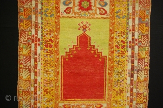 A fantastic Central Anatolian Prayer Rug some natural dyes size 160x105 cm                     