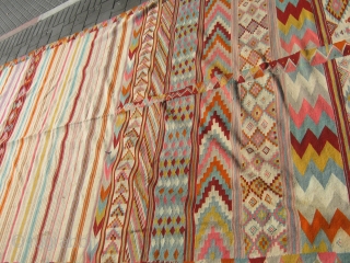 tuonisian kilim mint condiyion 200cm./450cm first q 20 ch .rare                       