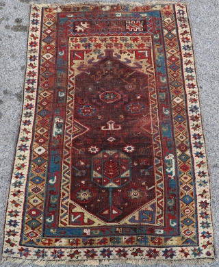 Old, beautiful and unusual anatolian prayer Megri/Makri? rug (155cm. x 105cm.) Condition as shown on pictures Don't hesitate to ask for info.
Shipping worldwide at cost.        
