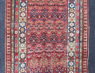 Old North West Persian rug (293 cm x 108/127 cm.)
Beautiful colors, in need of a bath and eventually some surgery...
Bargain price, unrelated to its beauty.
Shipping worldwide at cost, just ask for more  ...